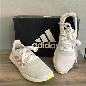 Adidas QT Racer Sport White and lavender Running Sneakers